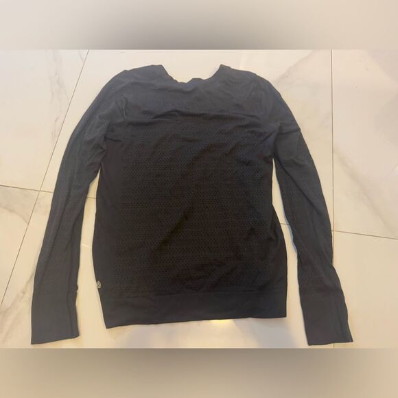 Lululemon breeze long sleeve #20 - Picture 1 of 7